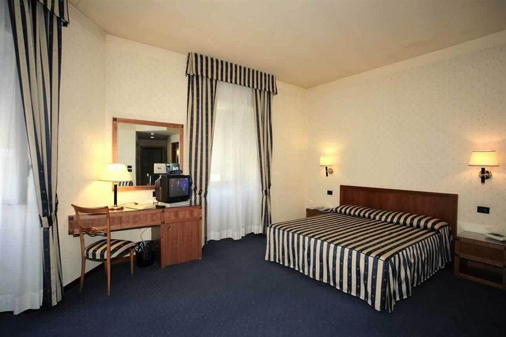 Hotel De Paris Terni Dış mekan fotoğraf