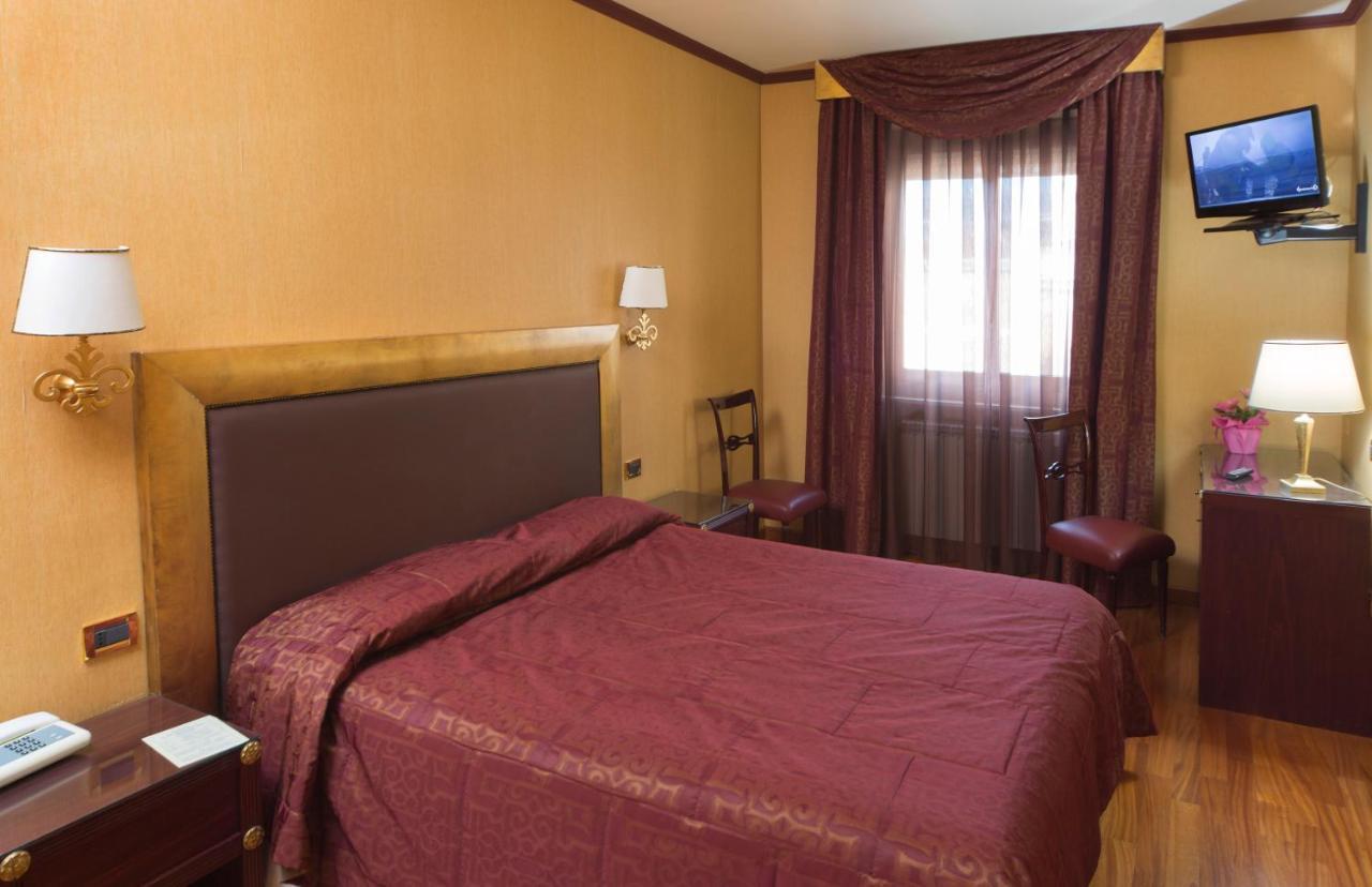 Hotel De Paris Terni Dış mekan fotoğraf